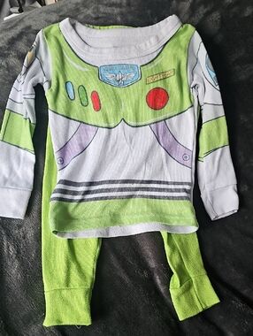Disney Buzz Lightyear Green White Pajama Set